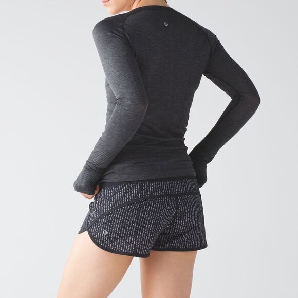 Lululemon Speed Short | Pinstripe | Size 4 - Picture 1 of 5